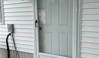 158 Scenery Ln, Johnston, RI 02919
