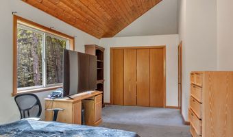 42274 ZIAK GNAT CREEK Ln, Astoria, OR 97103
