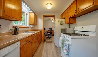 121 Florence Ave, Alliance, OH 44601