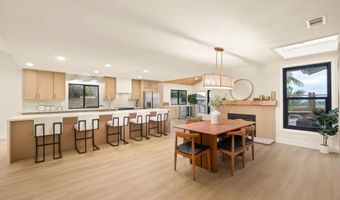 3985 Syme Dr, Carlsbad, CA 92008