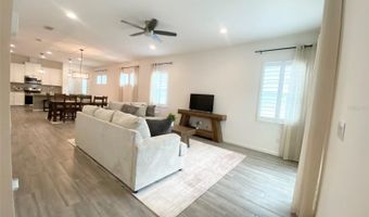 724 WINTERSIDE Dr, Apollo Beach, FL 33572