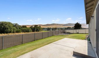 610 Botaka Loop, Benton City, WA 99320