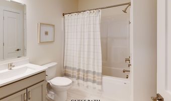 1 Longview Dr 106, Atkinson, NH 03811