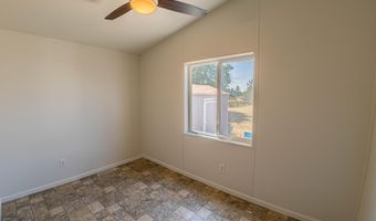 5521 Mary Gold Ln, Anderson, CA 96007