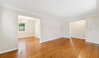 5203 NAHANT St, Bethesda, MD 20816