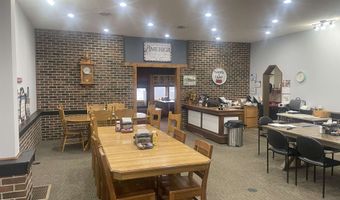 3 N Main St, Alta, IA 51002