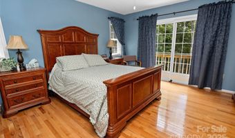 6 Oak Grove Rd, Arden, NC 28704