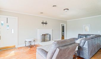 316 Fair St, Baxley, GA 31513