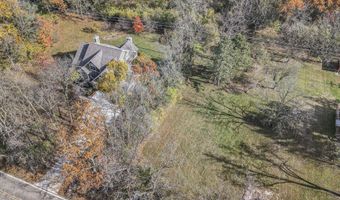 2374 Newport Rd, Ann Arbor, MI 48103