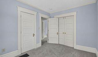 405 Silver St, Akron, OH 44303