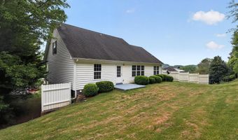157 Stoneybrook Dr, Abingdon, VA 24210