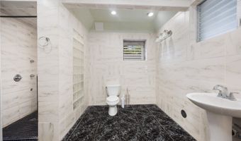 47-544 Hakuhale St, Kaneohe, HI 96744