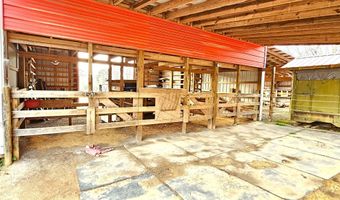 13521 Dykeland Rd, Amelia Court House, VA 23002