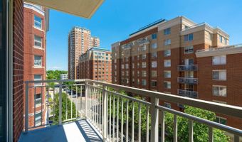 820 N POLLARD St 511, Arlington, VA 22203