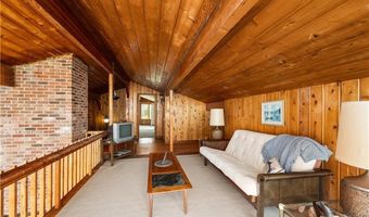 1035 Mohegan Trl, Block Island, RI 02807