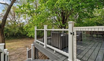 802 N Poplar St, Aberdeen, NC 28315