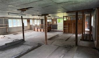 806 Main St, Albany, VT 05820