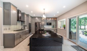 5344 Nashua Dr, Austintown, OH 44515