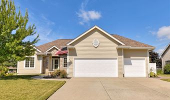 1018 Falcon Dr SE, Altoona, IA 50009
