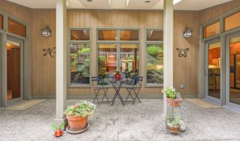 611 Forest St, Ashland, OR 97520