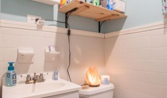 19201 Moulin St, Abingdon, VA 24210