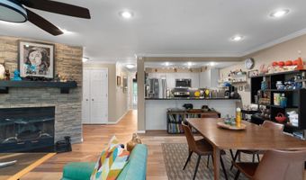 1142 LAKE HERON Dr 2B, Annapolis, MD 21403