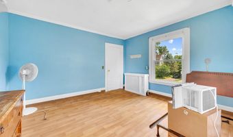 38 Prospect Pl, Bristol, CT 06010
