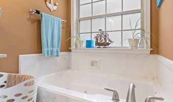 101 W Lake Cv, Beebe, AR 72012