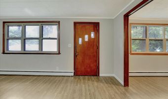 4 June Pl, Aberdeen, NJ 07747