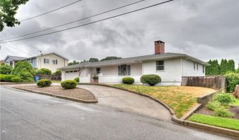 75 Selma St, Cranston, RI 02920