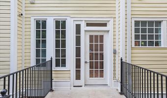 3350 17TH St NW T2, Washington, DC 20010