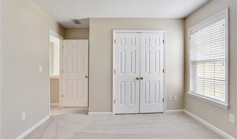 13638 Weycroft Cir, Alpharetta, GA 30004