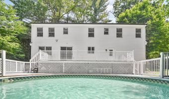 39 Briarwood Dr, Colchester, CT 06415