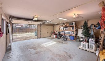 837 5th St, Berthoud, CO 80513