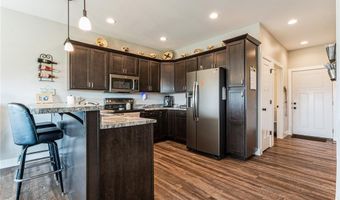 1611 Breca Ridge Dr 4, Anamosa, IA 52205