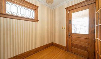 13522 North Rd, Alden, NY 14004