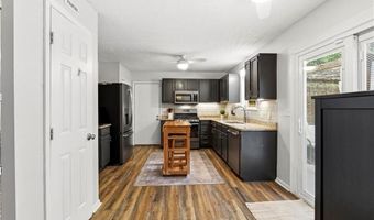225 Royal Colony Ct, Alpharetta, GA 30022