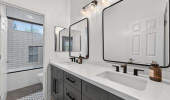 733 E FIELDSTONE Pl, Chandler, AZ 85249