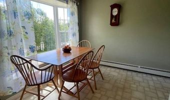14 Grandview Dr, Berlin, NH 03570