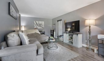 2642 N Windsor Dr 102, Arlington Heights, IL 60004