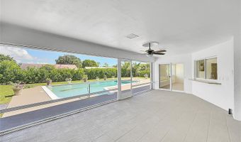 524 Muirfield Dr, Atlantis, FL 33462