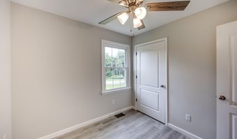 138 Springhill Dr, Bardstown, KY 40004