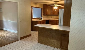 455 Forest Ave SE, Baxley, GA 31513