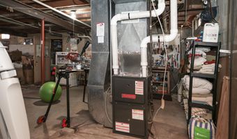 624 S KELLER PARK Dr, Appleton, WI 54914