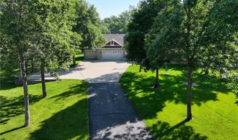 1109 Lakeview Ave, Alexandria, MN 56308