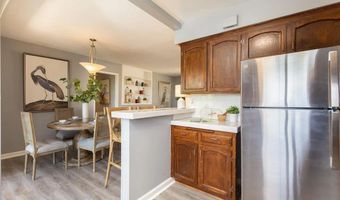 4800 Williamsburg Ln 216, La Mesa, CA 91942