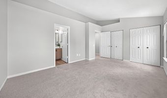 6576 MEDINAH Ln, Alexandria, VA 22312