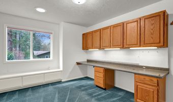 3475 Valley View Dr NW, Albany, OR 97321