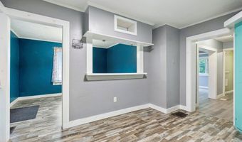 127 Broad St, Auburn, ME 04210