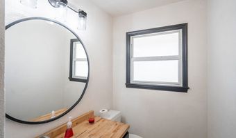 309 SW 10th St, Andrews, TX 79714